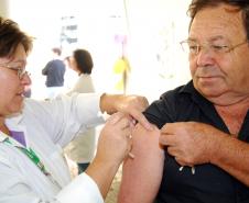Paraná é primeiro lugar na campanha de vacinação contra a gripe no Brasil